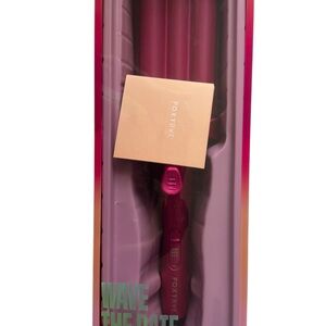 FoxyBae Wave the Date Triple Barrel Hair Waver